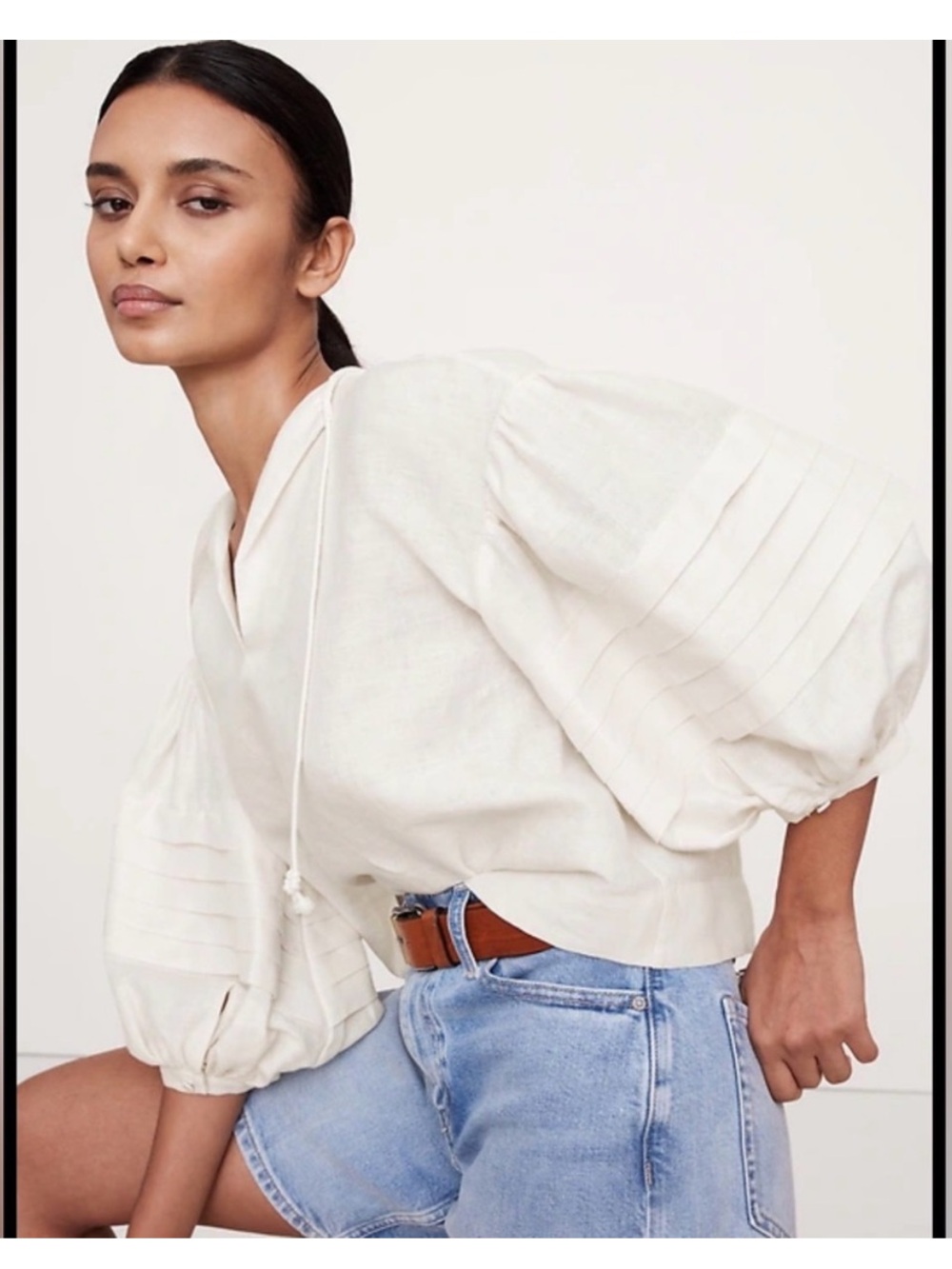 NWT Banana Republic White Linen Peasant Blouse